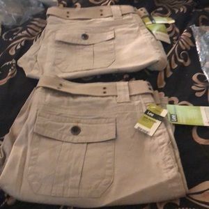 2women lee shorts natural fit just below the waist